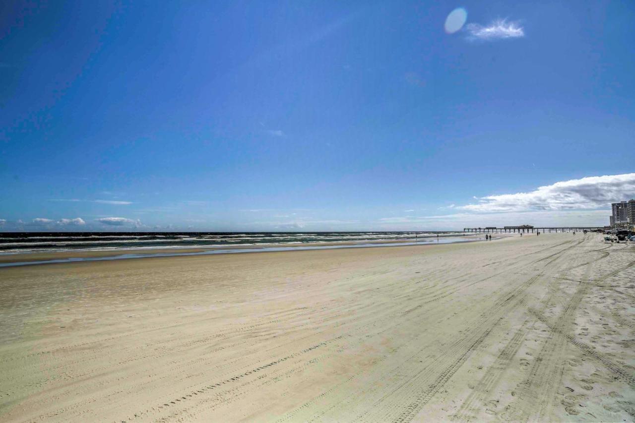 Breezy Daytona Beach Studio With Balcony And Views! Екстериор снимка